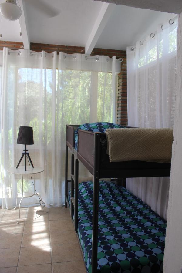 El Nispero Dulce Bed & Breakfast Alcaucin Exterior photo