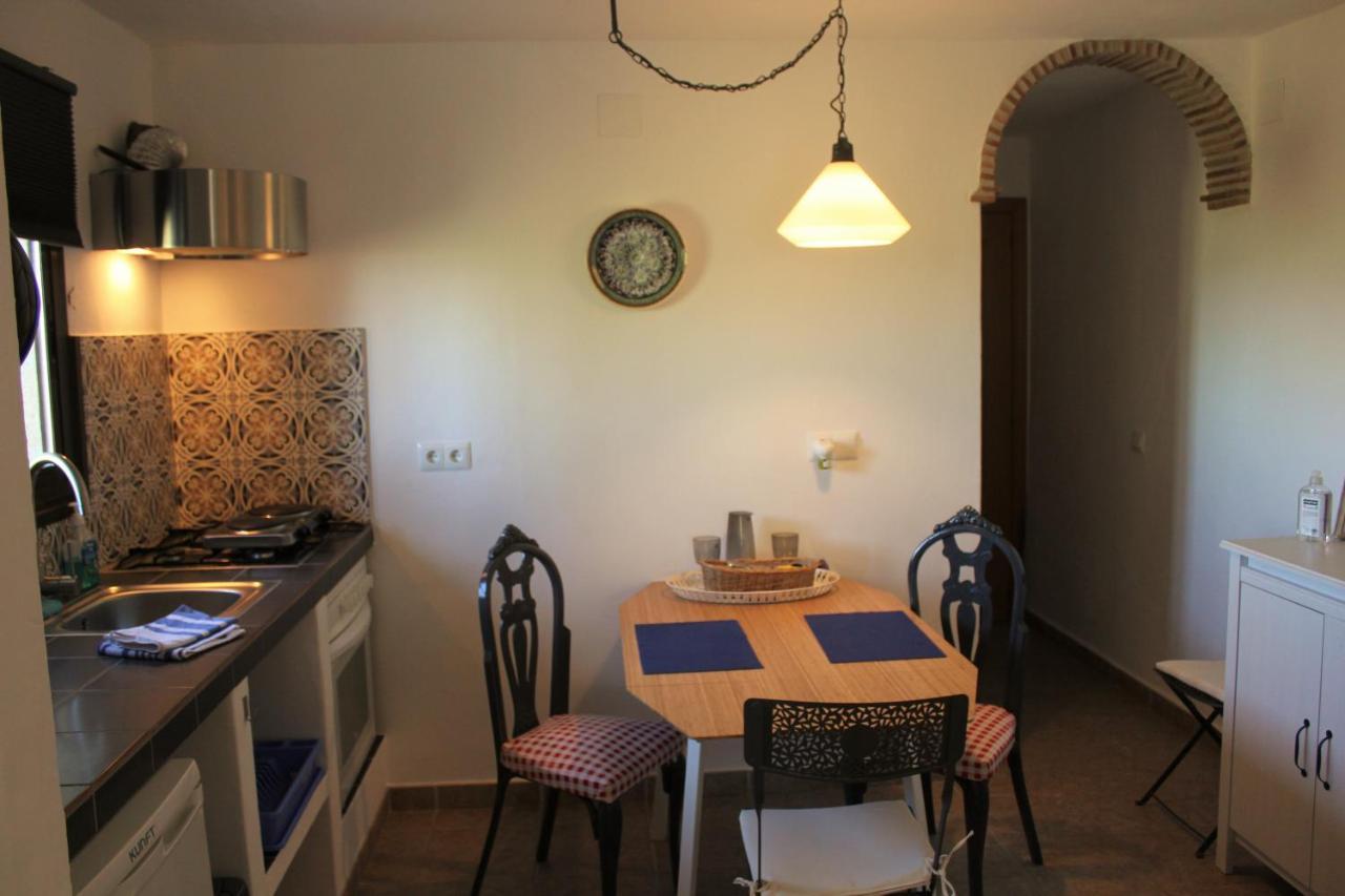 El Nispero Dulce Bed & Breakfast Alcaucin Exterior photo
