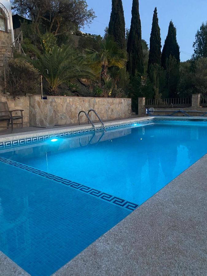 El Nispero Dulce Bed & Breakfast Alcaucin Exterior photo
