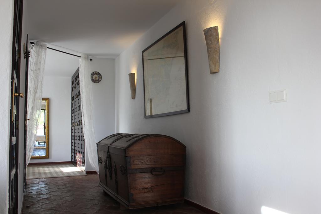 El Nispero Dulce Bed & Breakfast Alcaucin Exterior photo