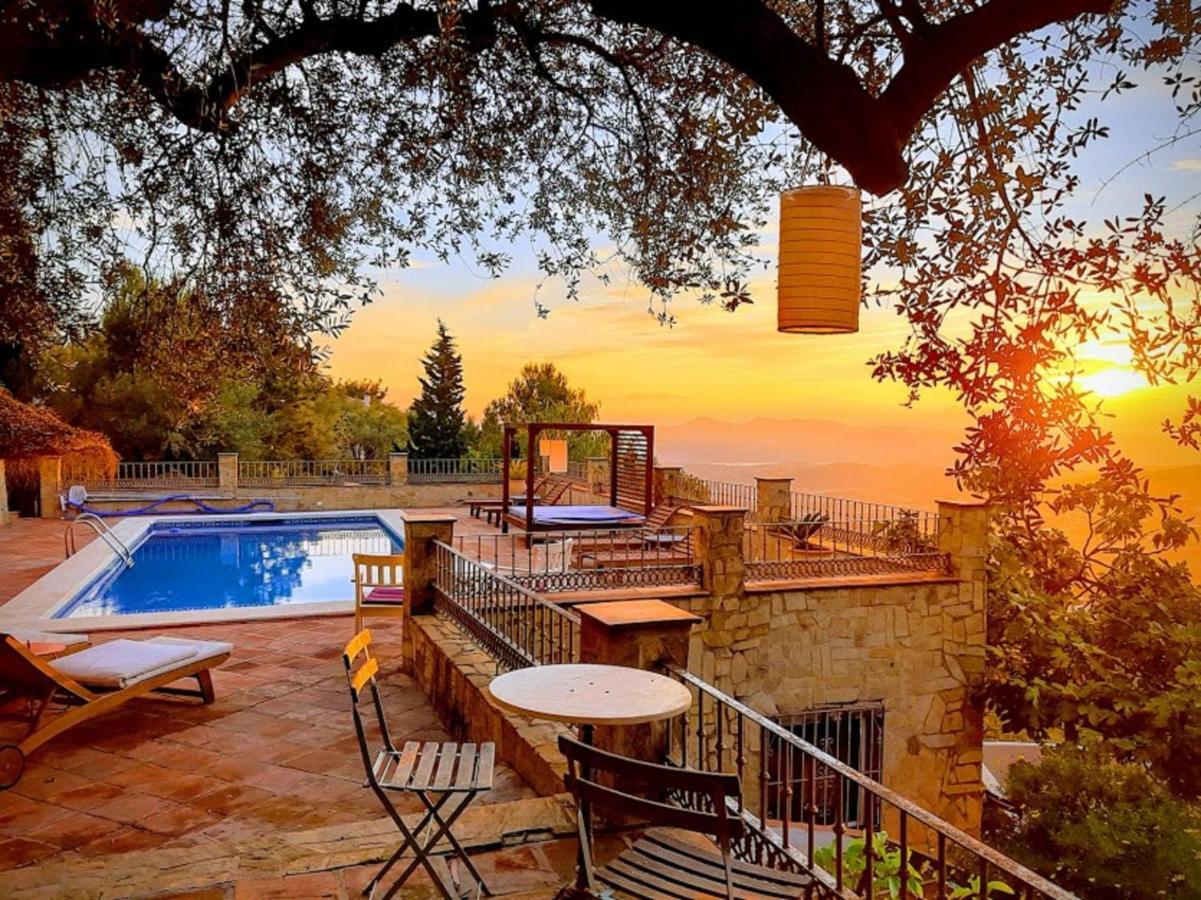 El Nispero Dulce Bed & Breakfast Alcaucin Exterior photo